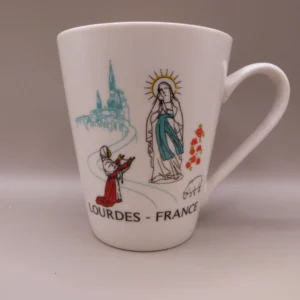 Mug apparition Lourdes France et basilique
